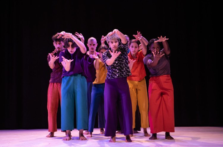  Lugar Presente apresenta coreografias este sábado na ACERT - Jornal do Centro