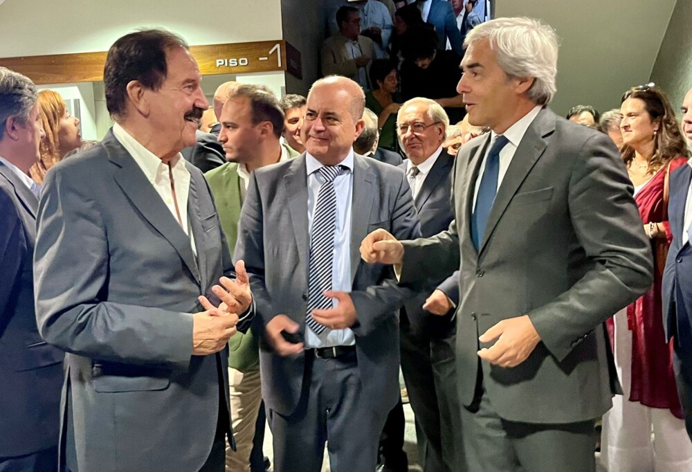  Feira do Vinho do Dão: Setor do vinho é “absolutamente central, vital e estratégico”, diz ministro da Defesa - Jornal do Centro