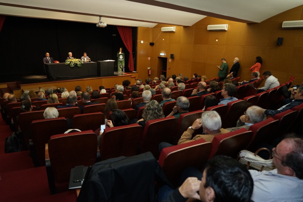  Mérito municipal para cinco tondelenses e empresa local no dia do Feriado Municipal - Jornal do Centro