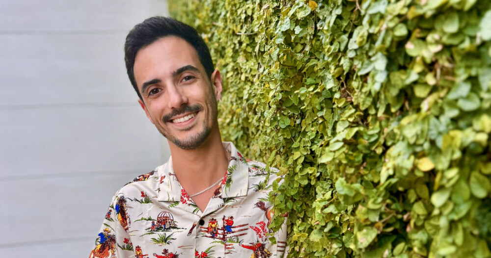  Ator e escritor de Viseu assina primeiro livro de poesia - Jornal do Centro