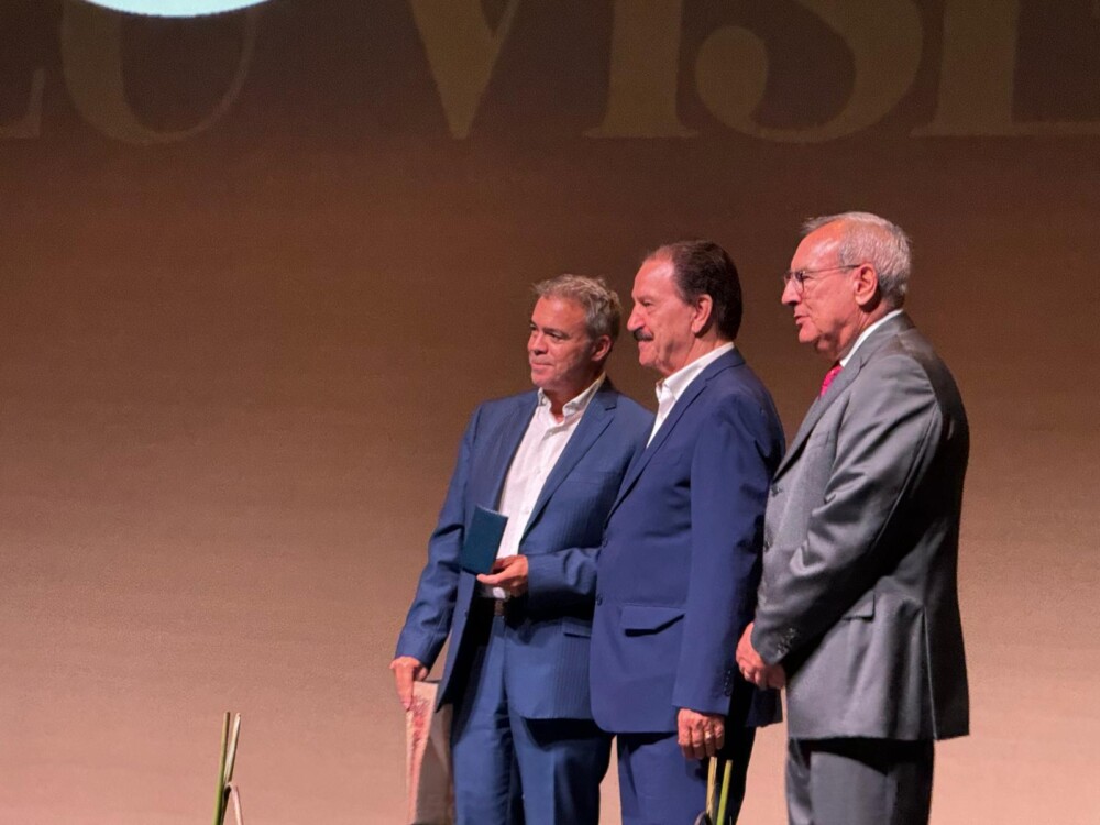  Entregues medalhas de mérito municipal a quem contribui para a afirmação de Viseu - Jornal do Centro