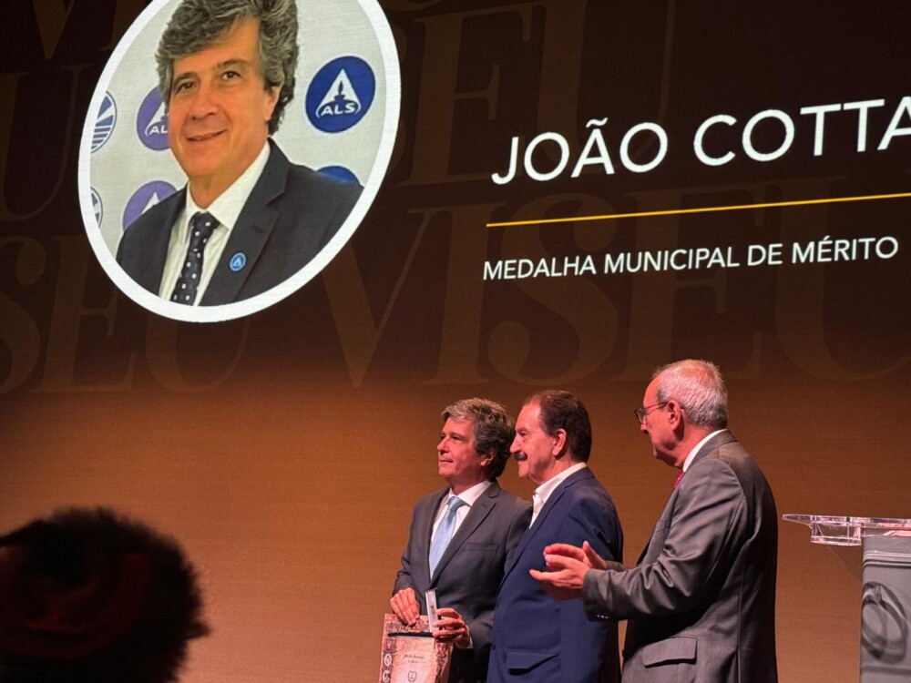  Entregues medalhas de mérito municipal a quem contribui para a afirmação de Viseu - Jornal do Centro