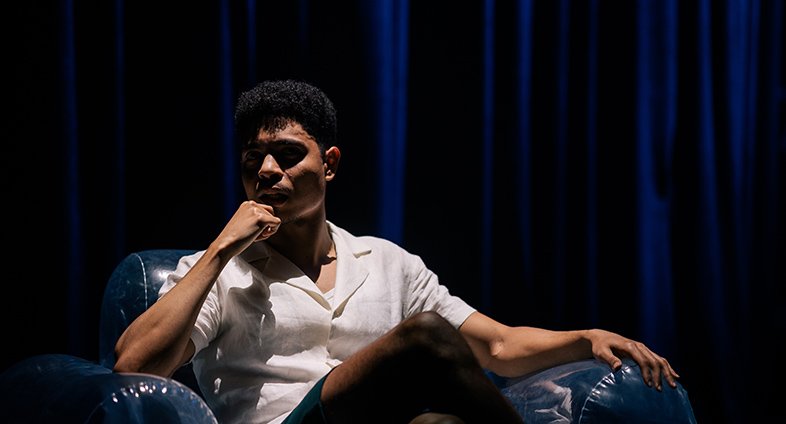  “Blackface” de Marco Mendonça no Viriato para explorar limites do que é ofensivo fazer em palco - Jornal do Centro