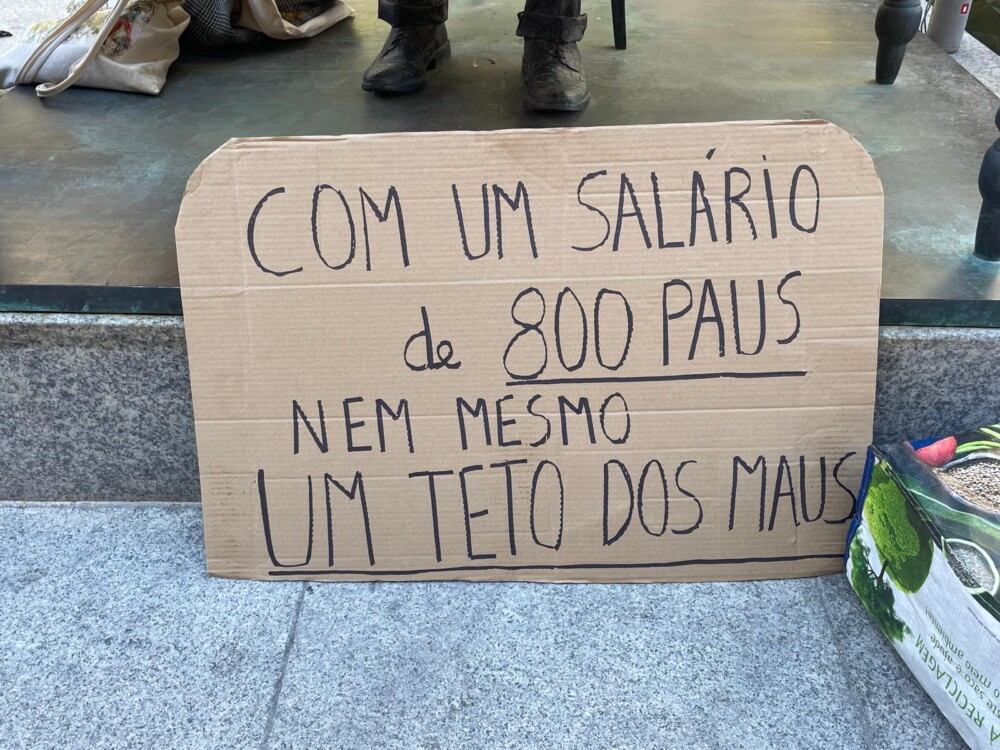  Protesto em Viseu exige ação imediata para combater crise na habitação - Jornal do Centro