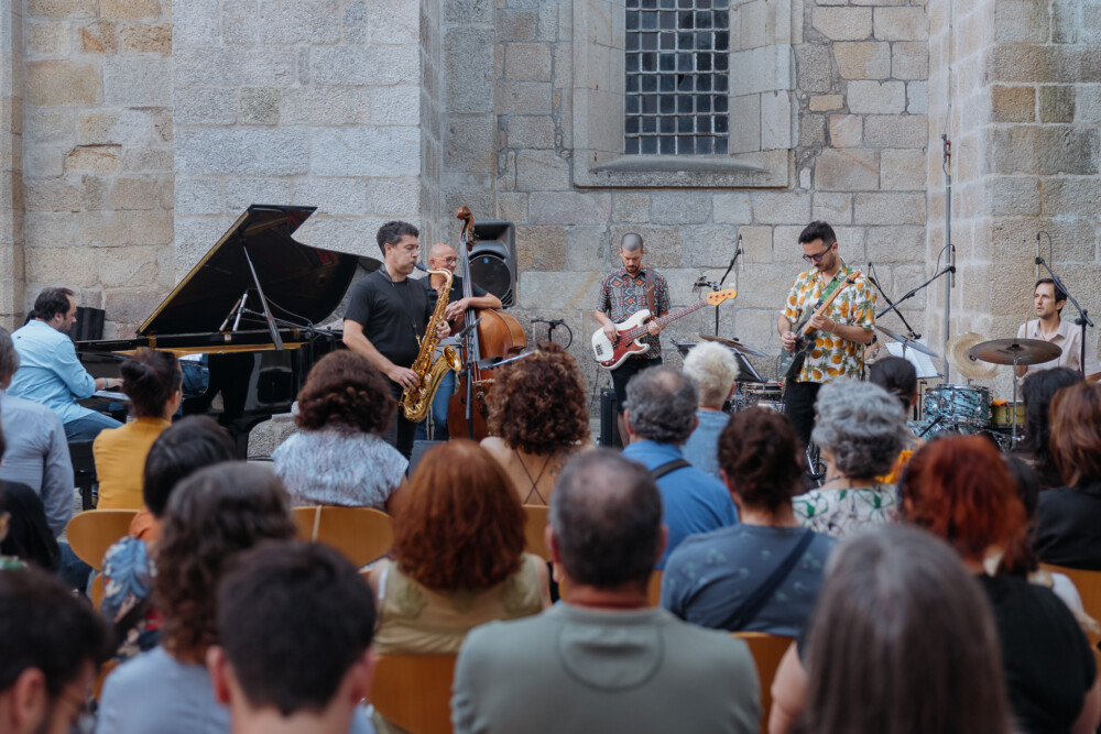  Joaquim Rodrigues Trio no Museu Almeida Moreira para assinalar Dia Mundial da Música em Viseu - Jornal do Centro