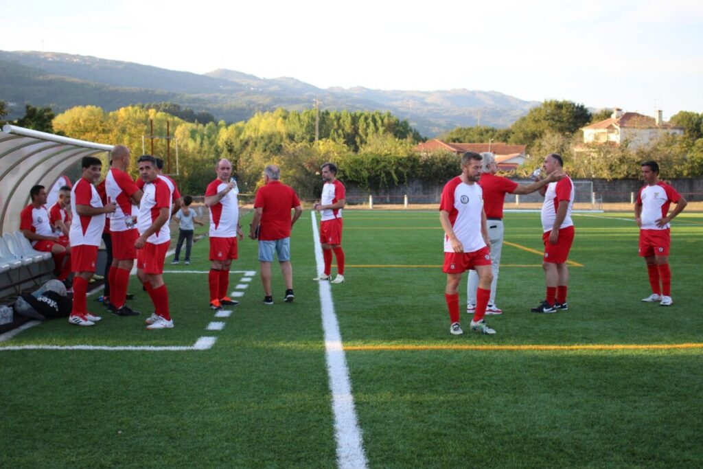  Veteranos do Viseu e Benfica desafiam glórias do Benfica em Viseu - Jornal do Centro