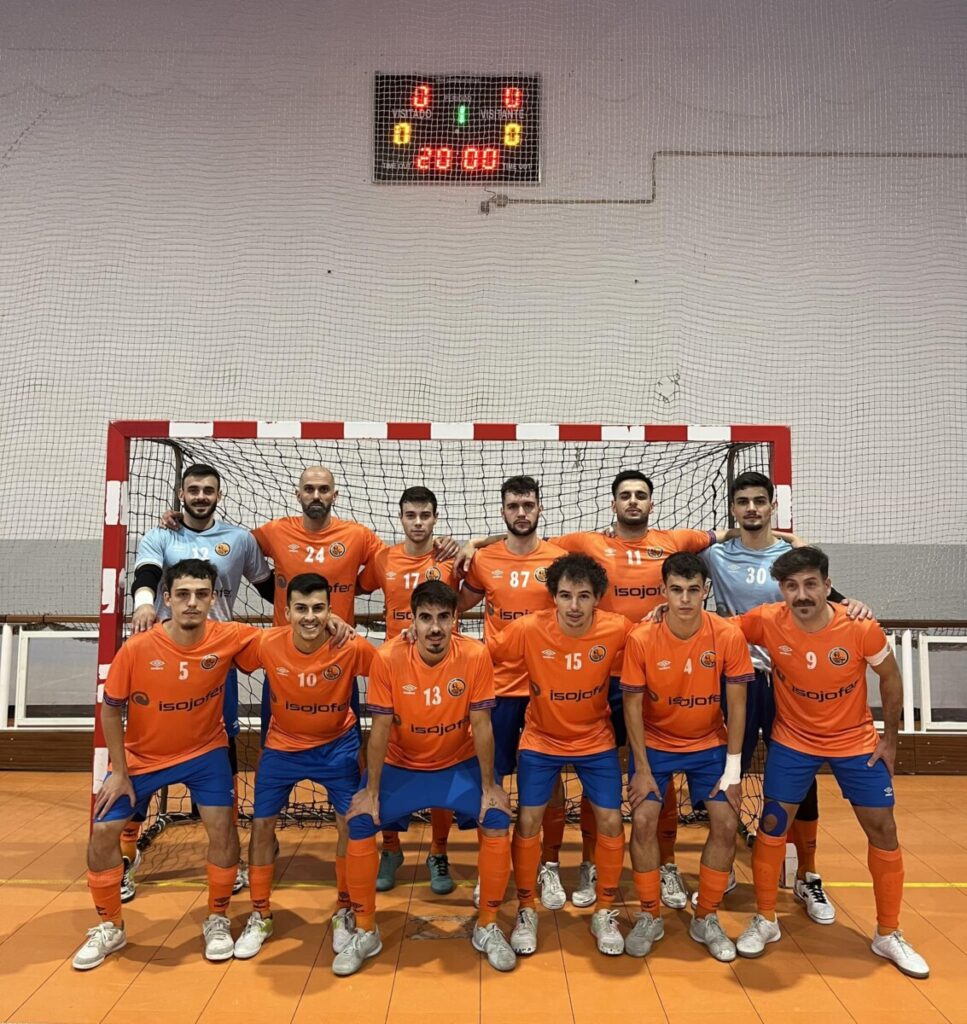  Viseu 2001 goleia por 12-1, ABC de Nelas vence pela primeira vez - Jornal do Centro