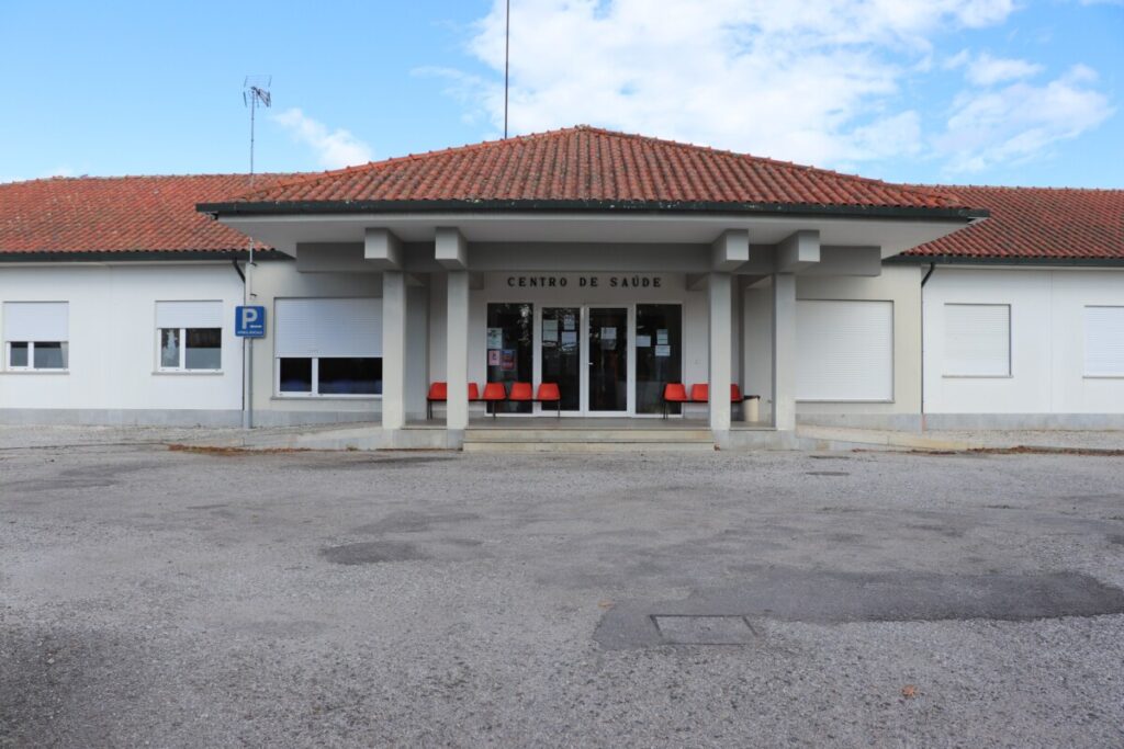  Requalificação do Centro de Saúde de Vila Nova de Paiva com investimento de 147 mil euros - Jornal do Centro