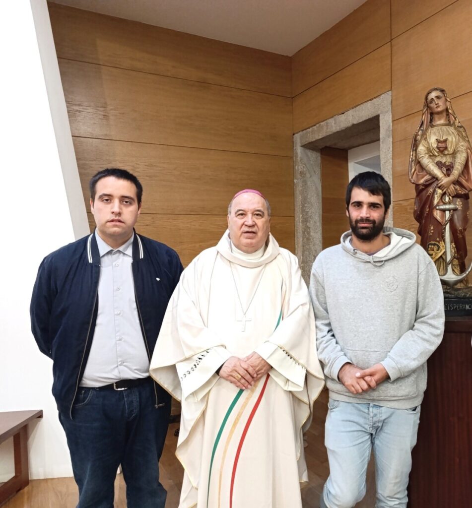  Futuros padres da Diocese de Viseu ordenados diáconos este domingo - Jornal do Centro