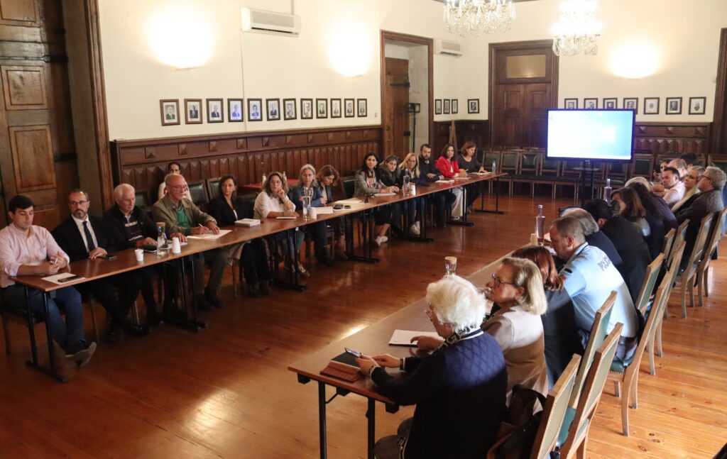  Câmara de Lamego aposta no combate à pobreza em crianças - Jornal do Centro