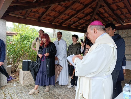  Início do Ano Pastoral da Diocese de Viseu marcado por peregrinação à Casa da Madre Rita - Jornal do Centro