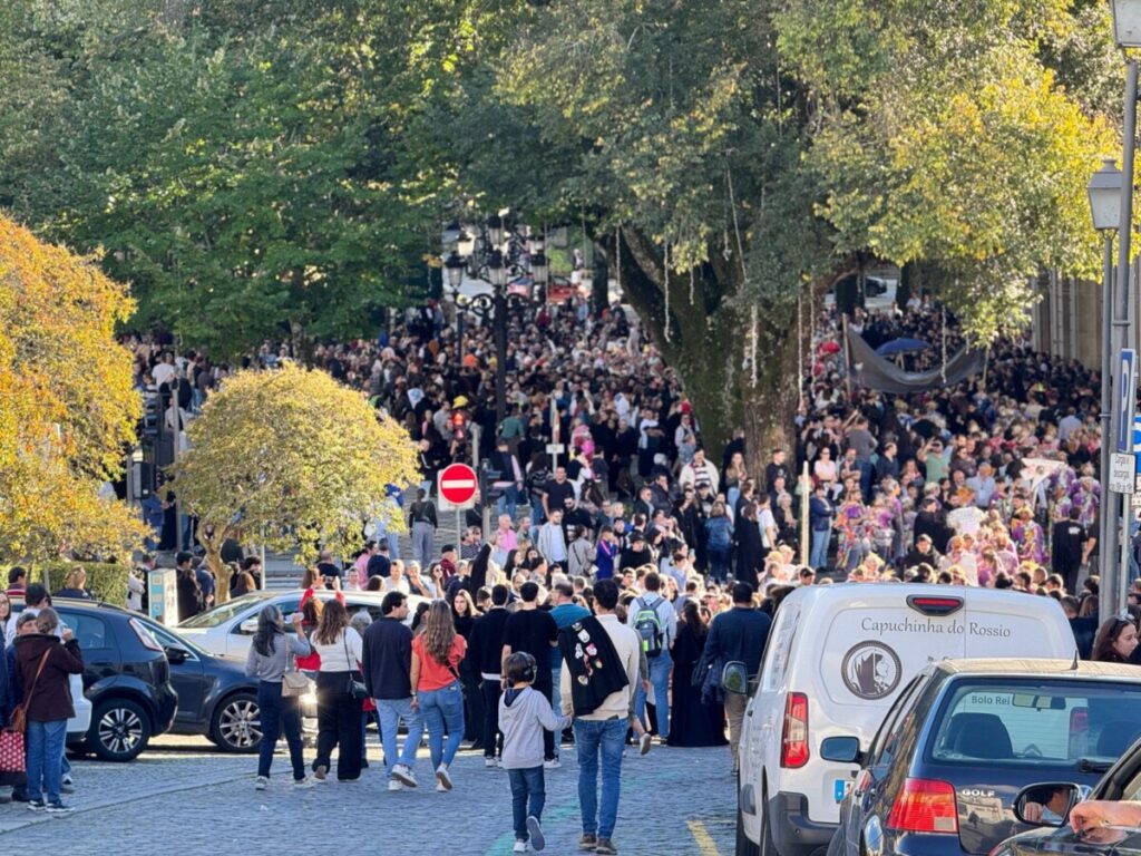  Uma Latada em Viseu de sol, barulho e “espírito uno” - Jornal do Centro