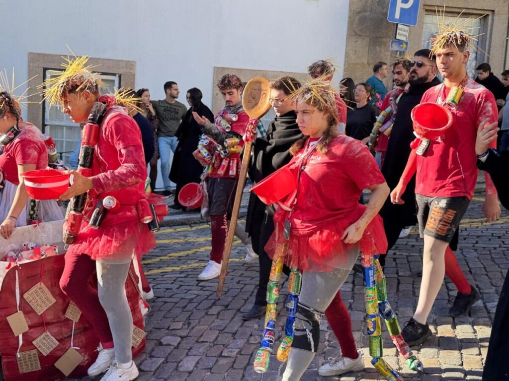  Uma Latada em Viseu de sol, barulho e “espírito uno” - Jornal do Centro