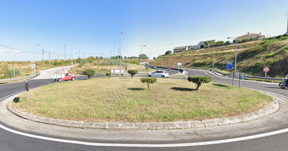  Trânsito condicionado entre as rotundas da Volvo e do Retail Park em Viseu - Jornal do Centro