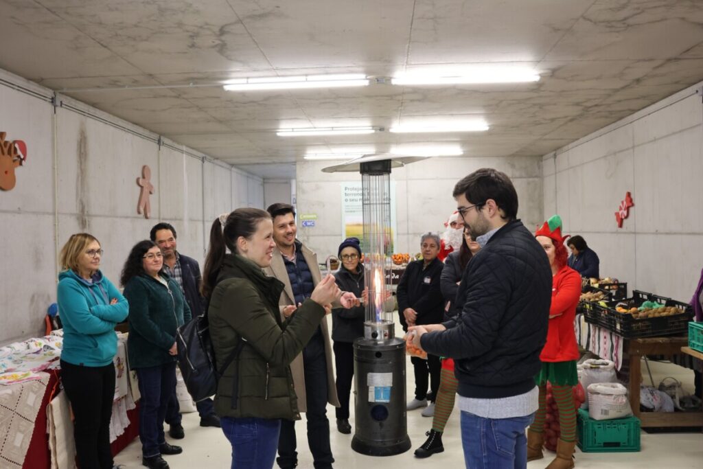  Mercadinho de Natal oferece produtos típicos de Oliveira de Frades. Inscrições estão abertas - Jornal do Centro