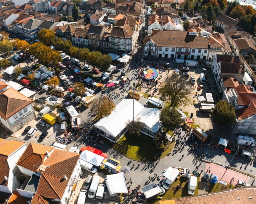  Feira dos Santos recebeu mais de 71 mil pessoas em Mangualde, anunciou a autarquia - Jornal do Centro