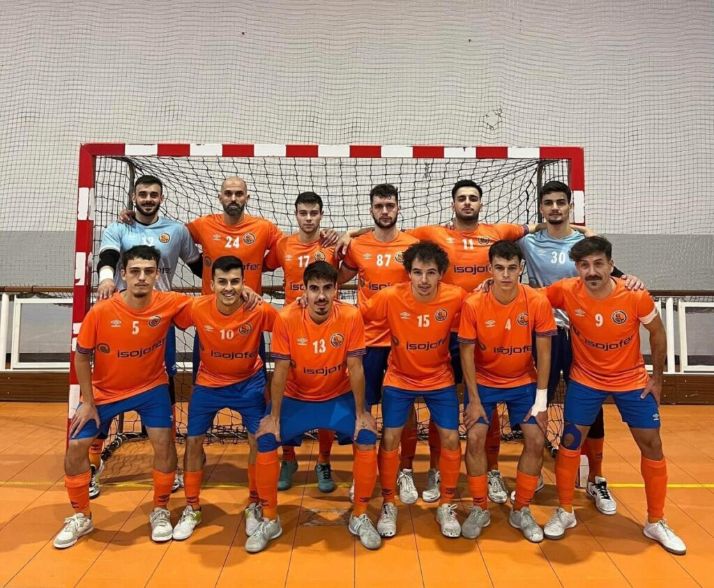  Futsal: Viseu 2001 goleia, ABC de Nelas perde - Jornal do Centro
