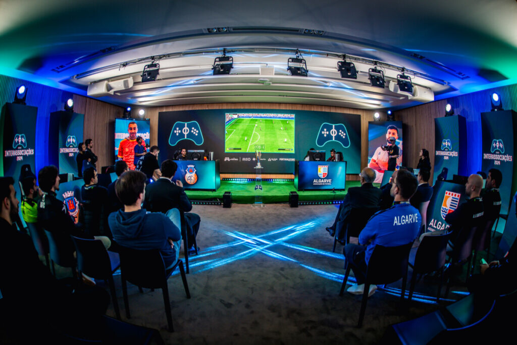 Viseu é de prata no futebol virtual - Jornal do Centro