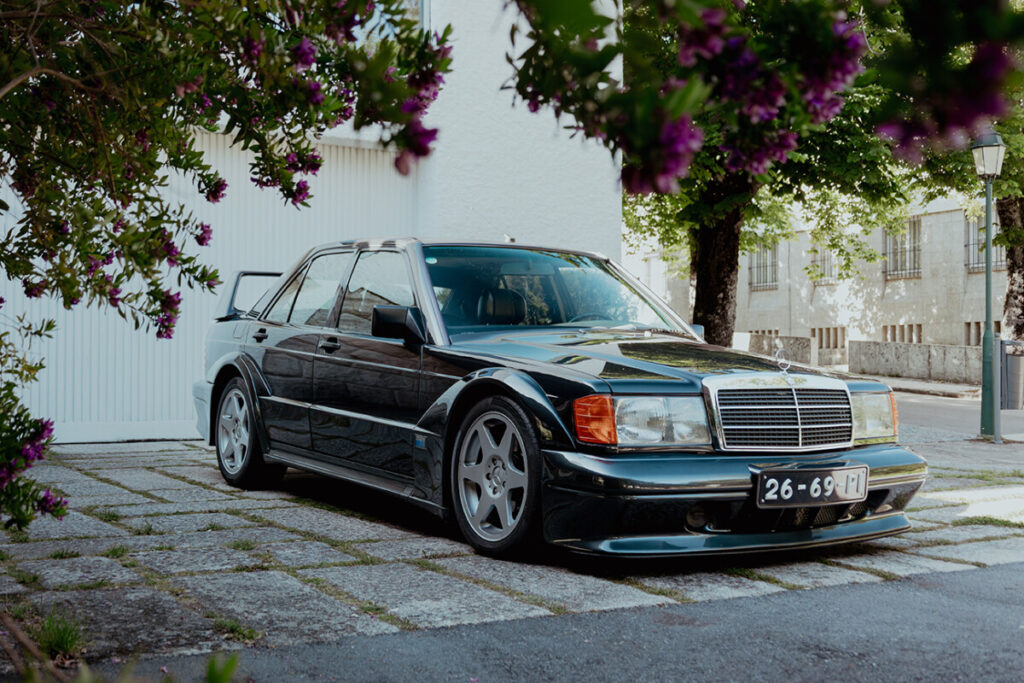  Carro 351 da Mercedes-Benz reforça coleção do Museu do Caramulo - Jornal do Centro
