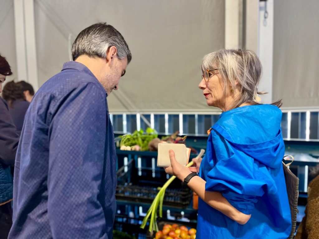  Magusto anima Mercado dos Produtores em Viseu e promove produtos locais - Jornal do Centro