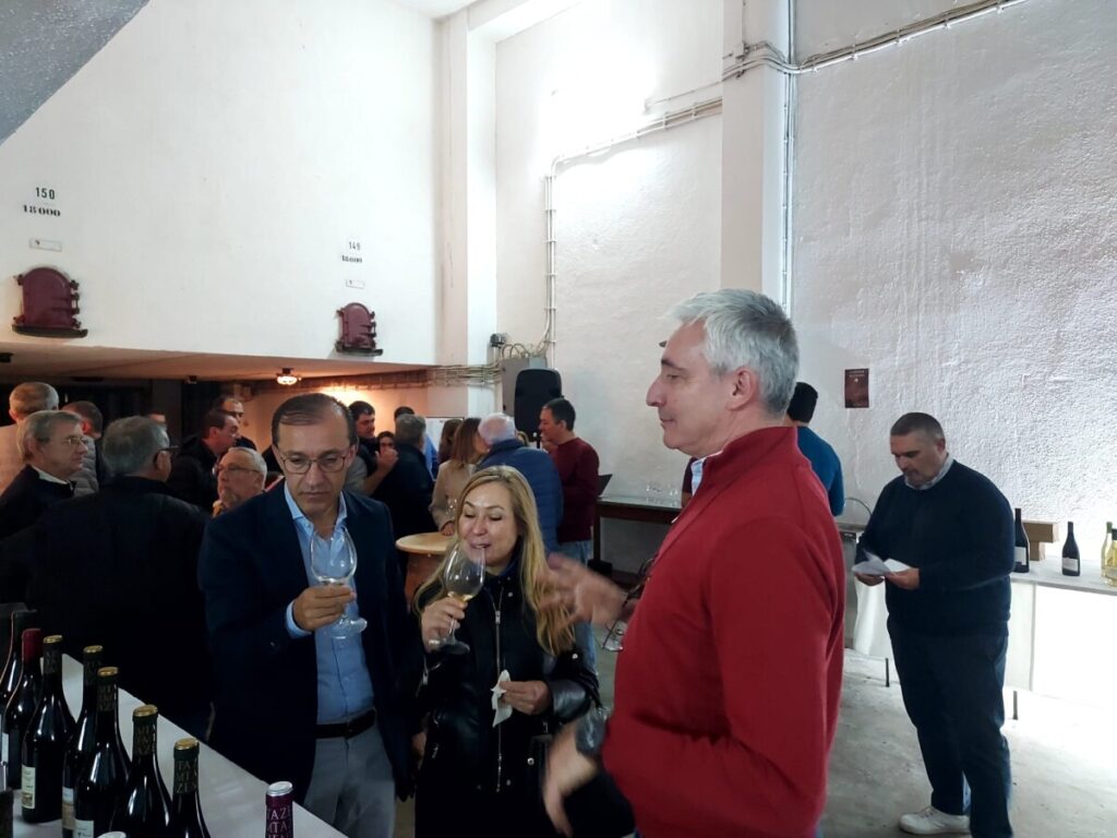  Adega de Vila Nova de Tazem lança dois novos vinhos - Jornal do Centro