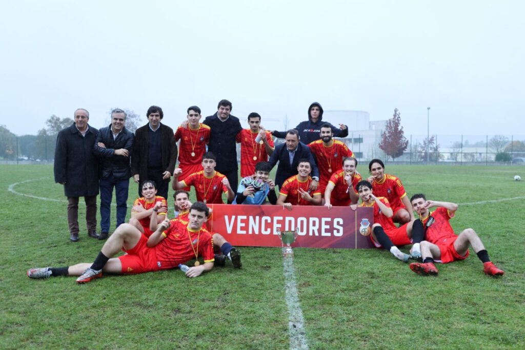  Comunicação Social vence Torneio de Futebol do Politécnico de Viseu - Jornal do Centro