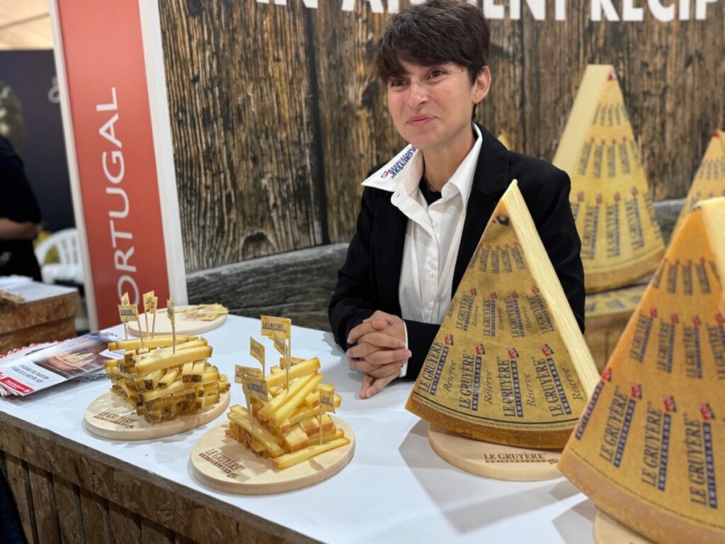  Até domingo, somos todos “afinadores” de queijo no maior concurso do mundo que decorre em Viseu - Jornal do Centro