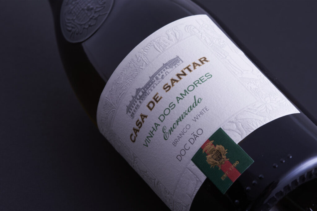  Casa de Santar recebe prémio por vinho da colheita de 2020 - Jornal do Centro