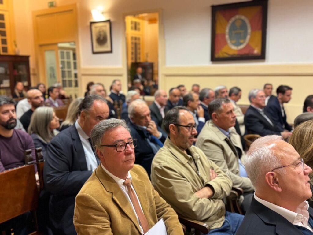  Três empresas, um clube de futebol e cinco empresários homenageados na gala do comércio de Viseu - Jornal do Centro