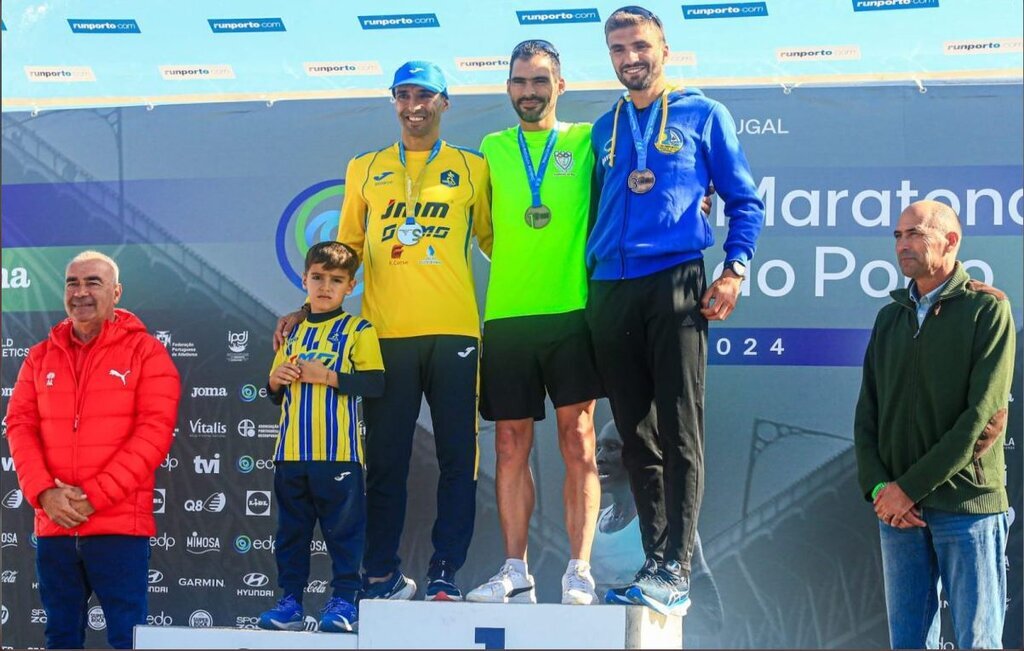  Atleta de Carregal do Sal ganha Maratona do Porto e sagra-se campeão nacional - Jornal do Centro