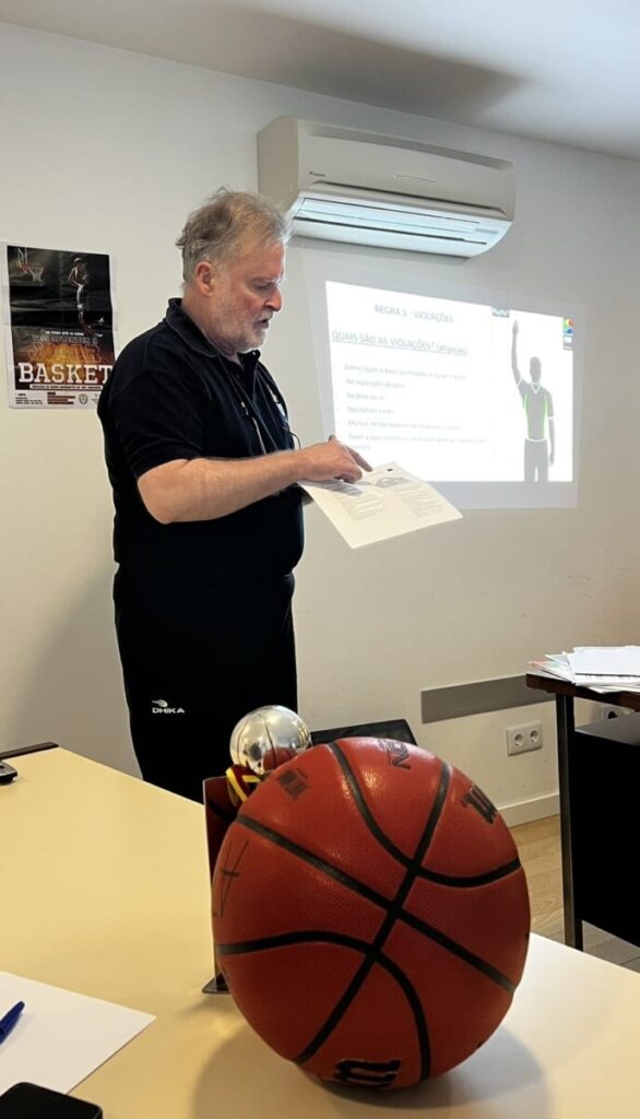  Seleções distritais de Basquetebol de Viseu com treinos de Natal - Jornal do Centro