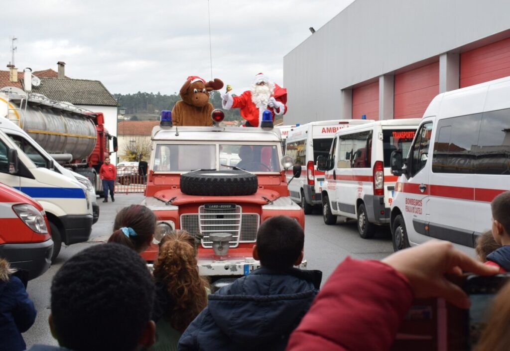  Natal: Penalva do Castelo transforma-se na “Vila Encantada” - Jornal do Centro