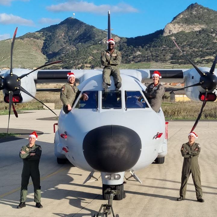  Caças F-16 da Força Aérea vão sobrevoar céus de Viseu no tradicional voo de Natal - Jornal do Centro