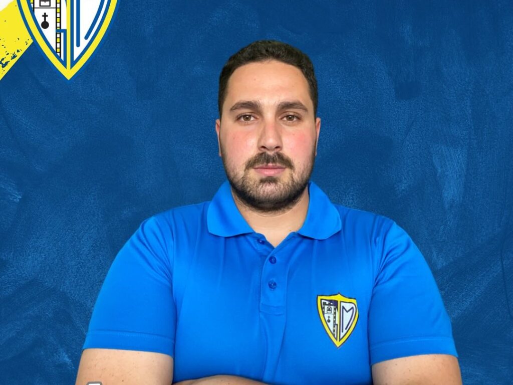  Mangualde está à procura de treinador depois da saída de Fábio Farias - Jornal do Centro