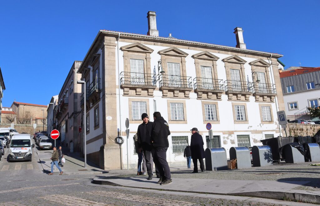  Autarquia de Lamego reabilita Palacete dos Padilhos