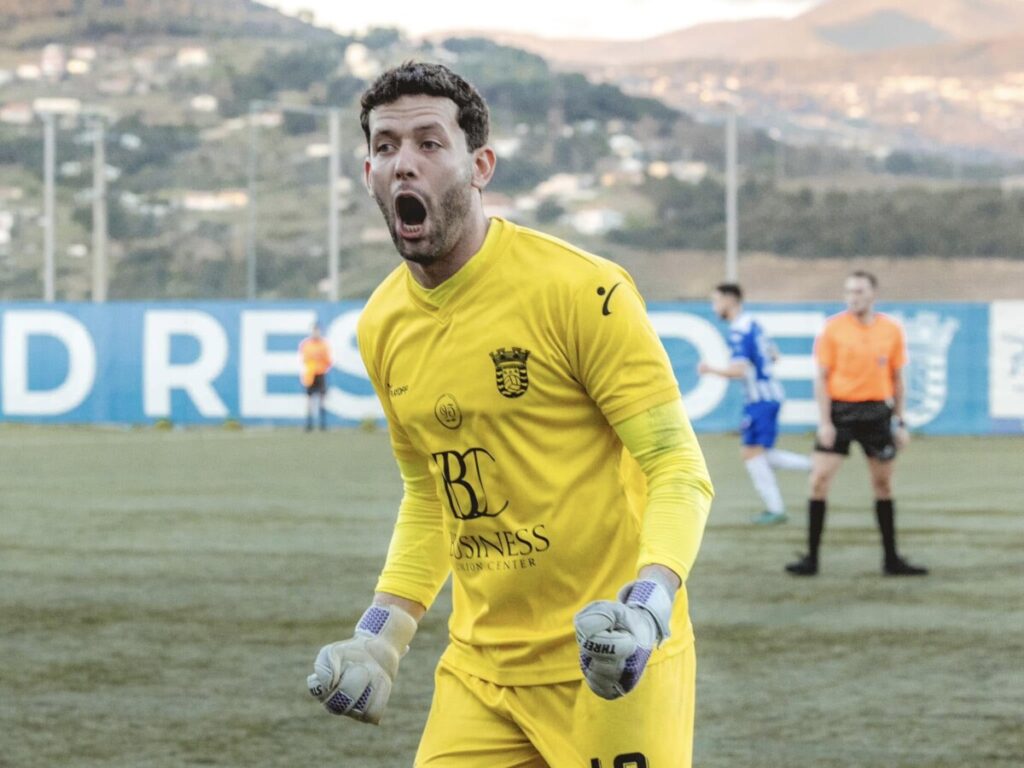  Guarda-redes vira herói e Resende vence Supertaça de Viseu - Jornal do Centro