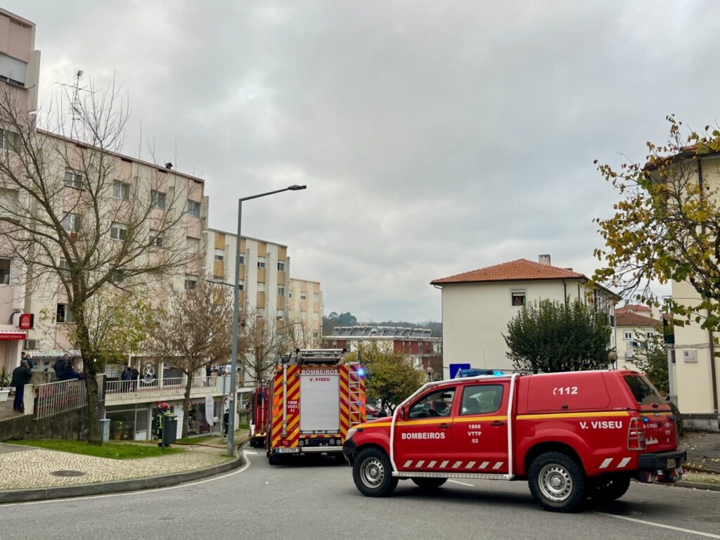  Incêndio destrói cozinha de apartamento em Viseu - Jornal do Centro