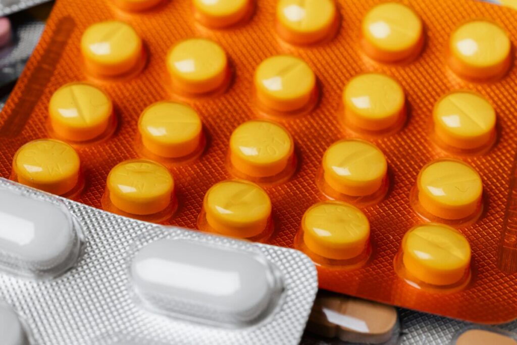  Campanha em farmácias de Viseu apela a utentes para ajudarem a comprar medicamentos para quem precisa - Jornal do Centro
