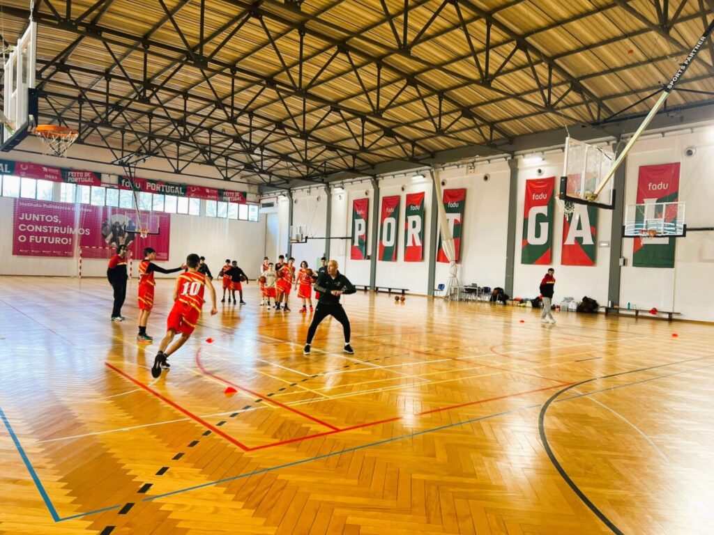  Viseu e Tondela vibram com finais dos campeonatos distritais de basquetebol - Jornal do Centro