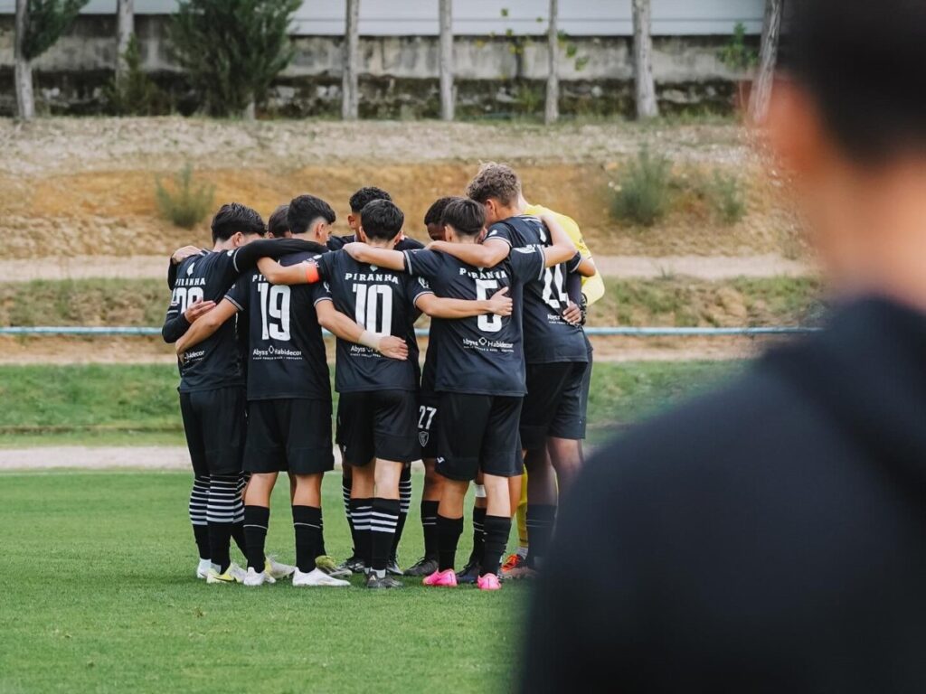  Académico de Viseu perde com o Leixões no apuramento para a Taça Revelação - Jornal do Centro