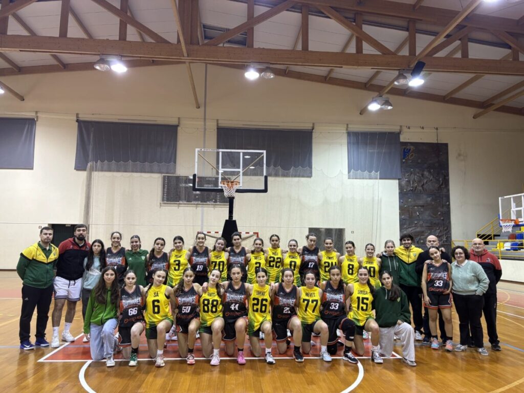  Basquetebol: Campeonatos distritais de Viseu de sub-18 terminam com vitórias de CD Tondela e CD Gumirães - Jornal do Centro