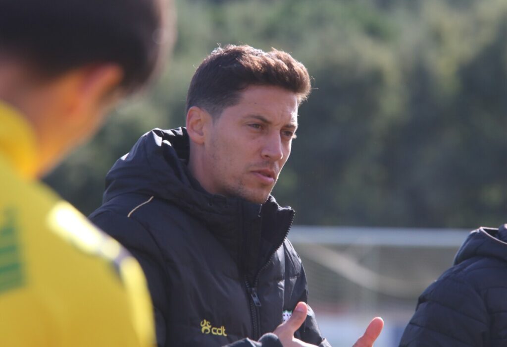  Treinador do Tondela quer regressar às vitórias no arranque da segunda volta - Jornal do Centro