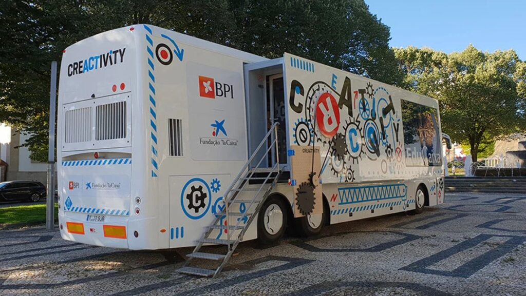  Armamar recebe “autocarro da criatividade” em fevereiro - Jornal do Centro