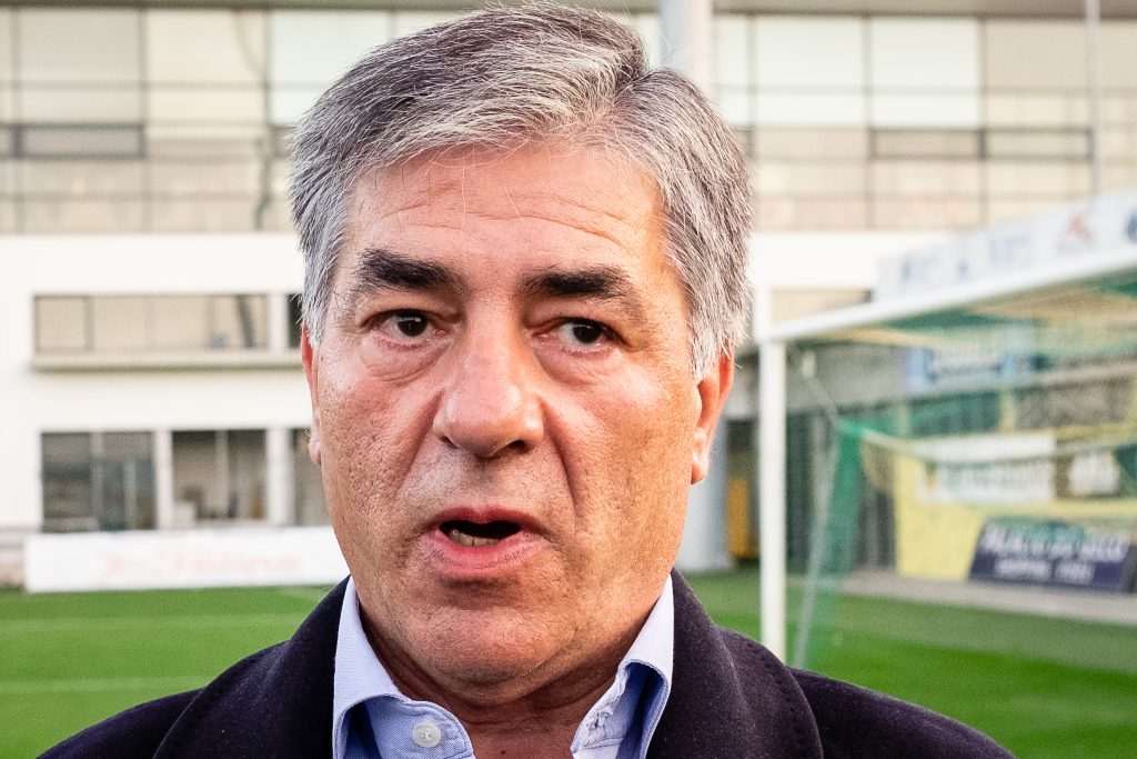  Presidente do Tondela pede aos sócios e adeptos que acreditem que compra da SAD vai correr bem - Jornal do Centro