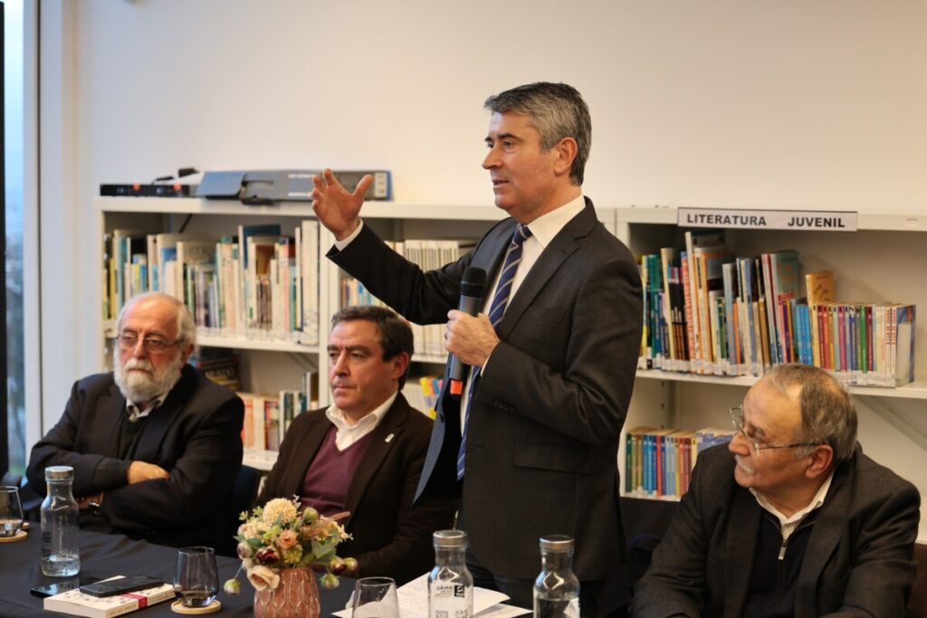  José Luís Carneiro apresenta em Viseu livro sobre a segurança