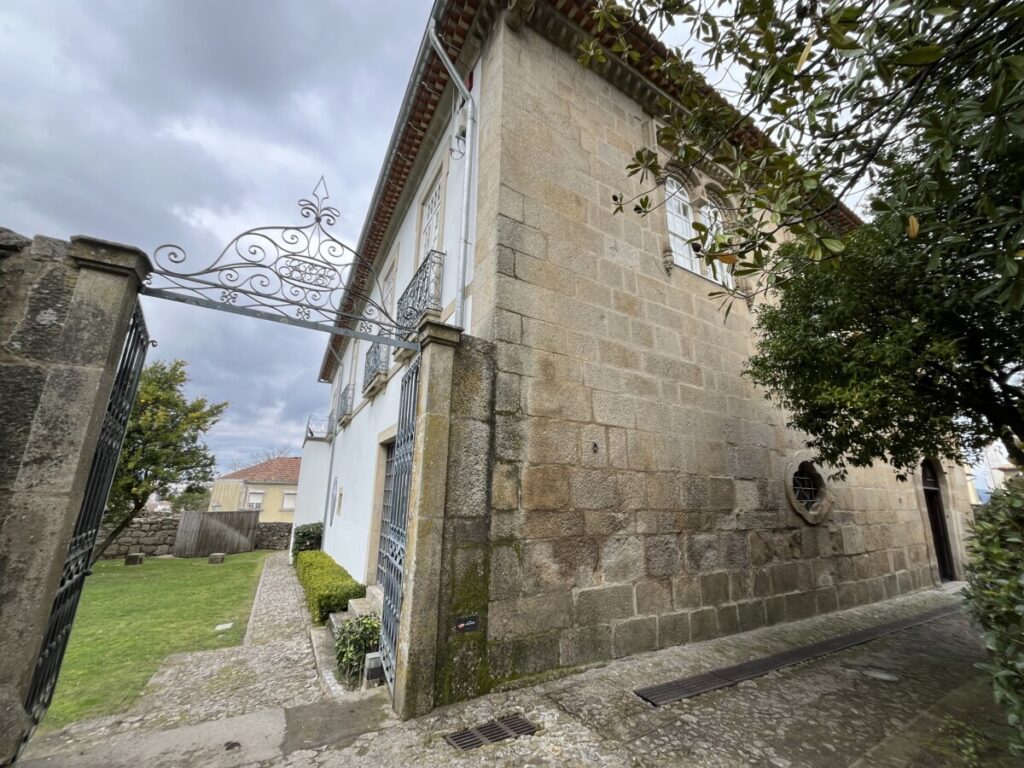  Histórias que se Contam: Casa do Miradouro foi habitação da nobreza, núcleo de arqueologia e espaço de concertos musicais - Jornal do Centro