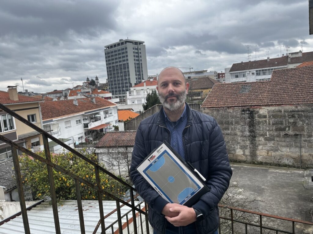  "Se me dissessem no início da época que o Viseu 2001 ia ficar em 1º da Série Sul e lutar pela subida, chamava-os de loucos"