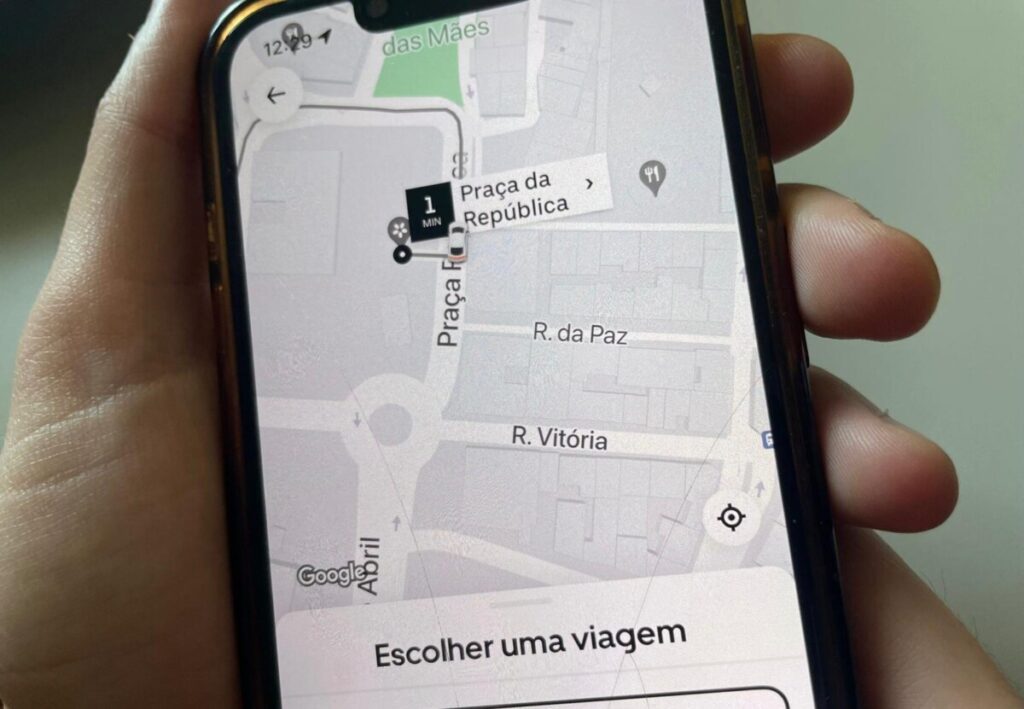  Agarrão e tentativa de viagem forçada leva condutora de TVDE a denunciar passageiros em Viseu - Jornal do Centro