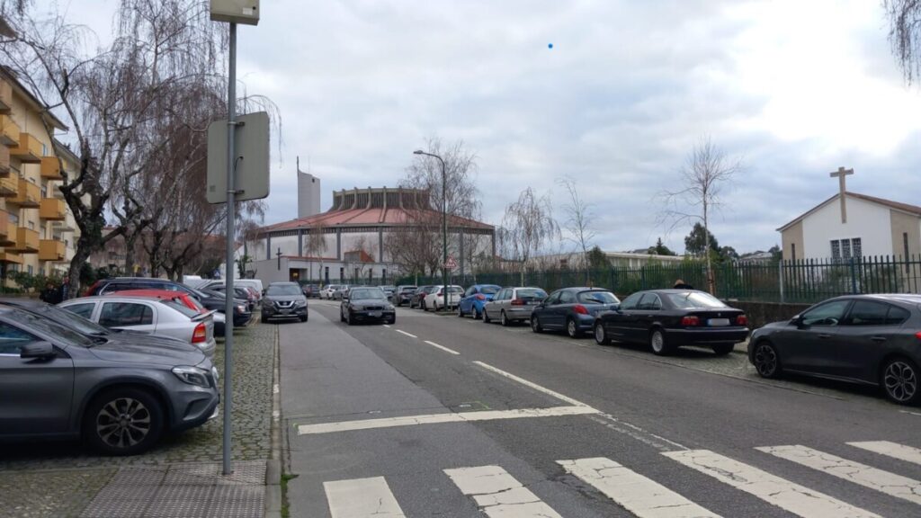  Obras em estrada entre Sapadores de Viseu e Igreja Nova condicionam trânsito - Jornal do Centro