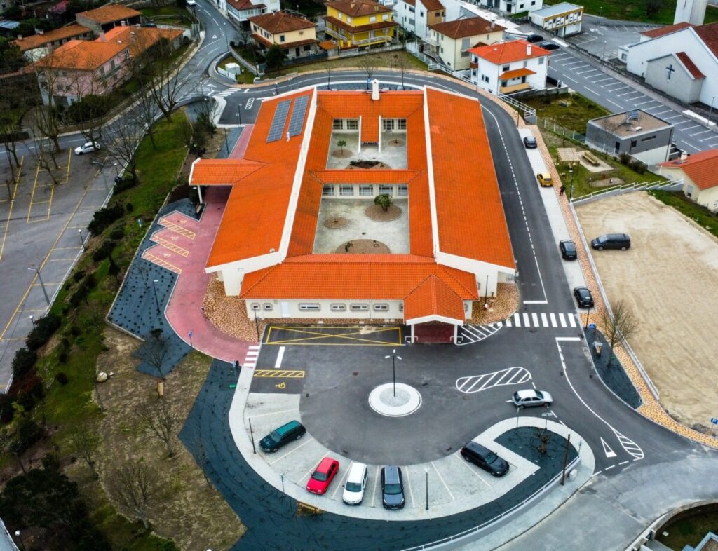  Centro de saúde de Oliveira de Frades requalificado com cerca de 800 mil euros - Jornal do Centro